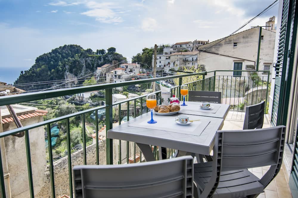 Photo of Patio Balcony in Pontone