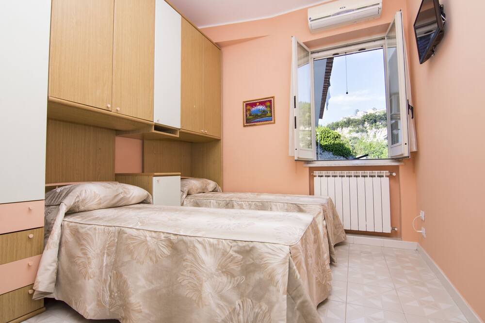 Photo of Bedroom in Pontone