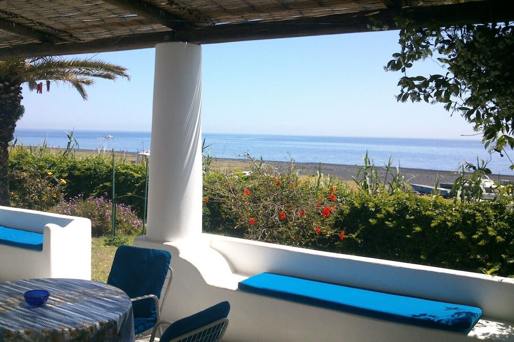 Photo of Patio Balcony in Stromboli