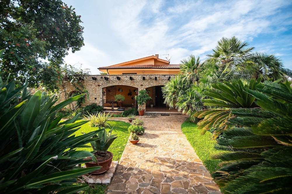Photo of Outdoor in Cinisi
