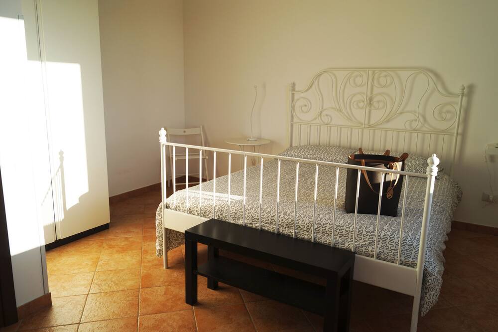 Photo of Bedroom in Campofelice di Roccella