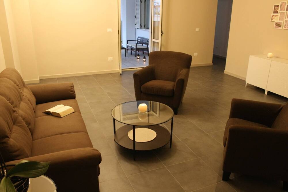 Photo of Livingroom in Corigliano Calabro
