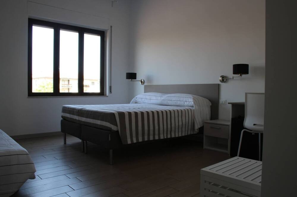 Photo of Bedroom in Corigliano Calabro
