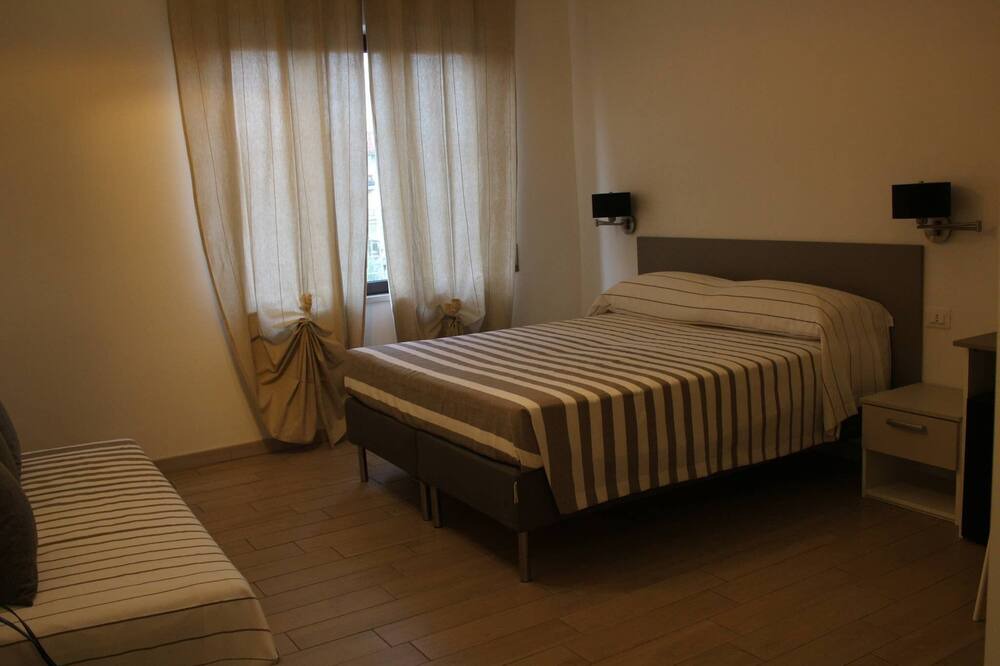 Photo of Bedroom in Corigliano Calabro