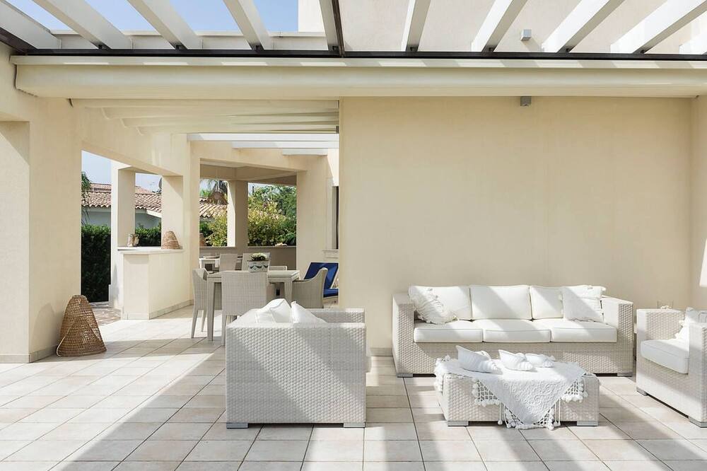 Photo of Patio Balcony in Fontane Bianche
