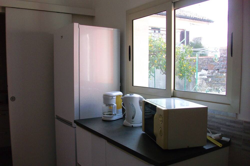 Photo of Kitchen in Pedara