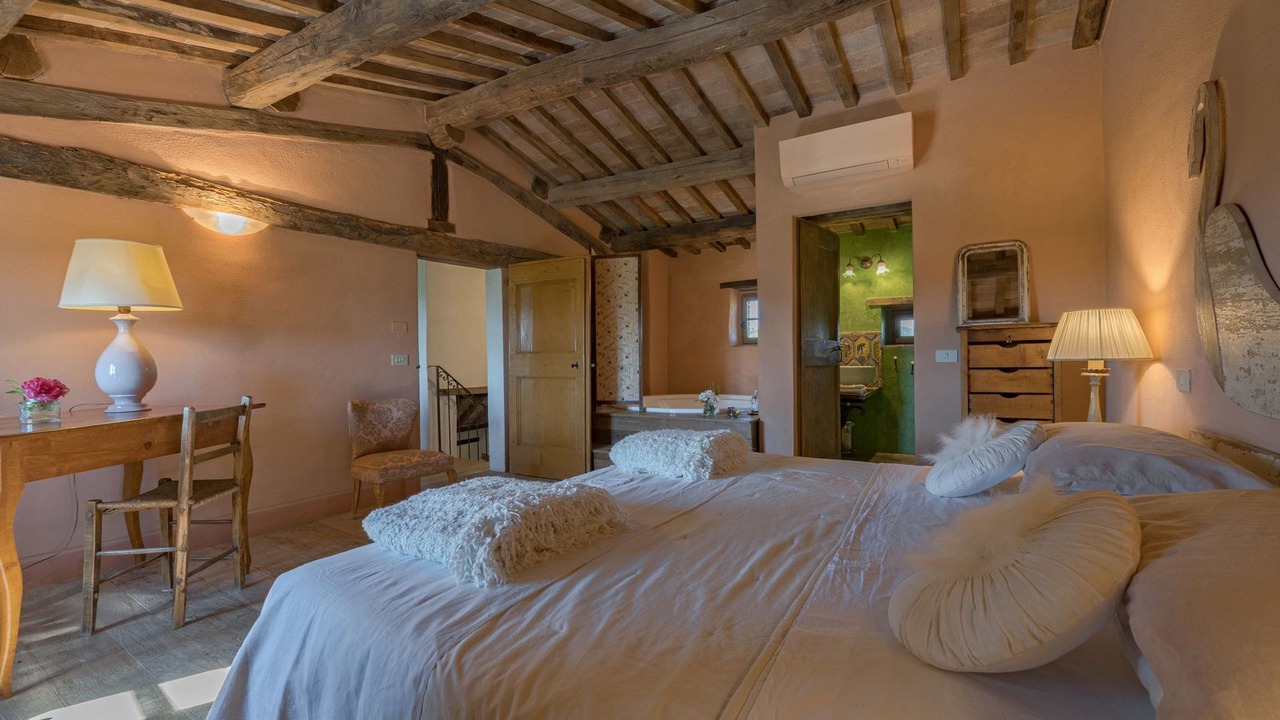 Photo of Others in Pienza