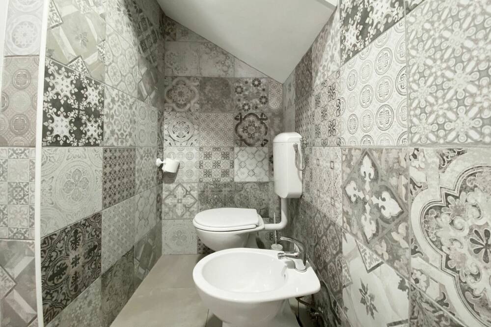 Photo of Bathroom in Mazzaro