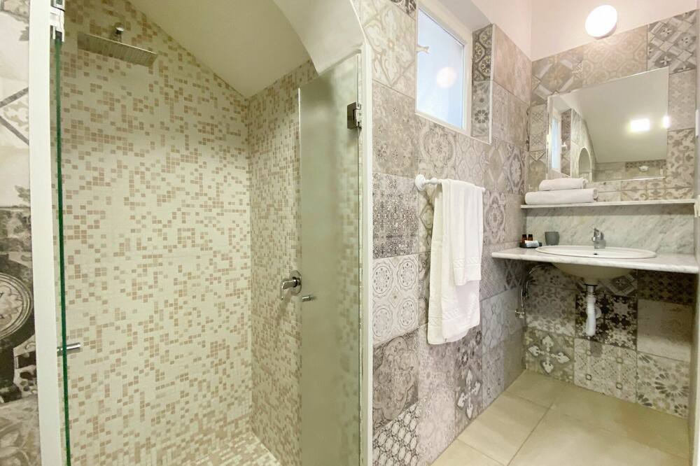 Photo of Bathroom in Mazzaro
