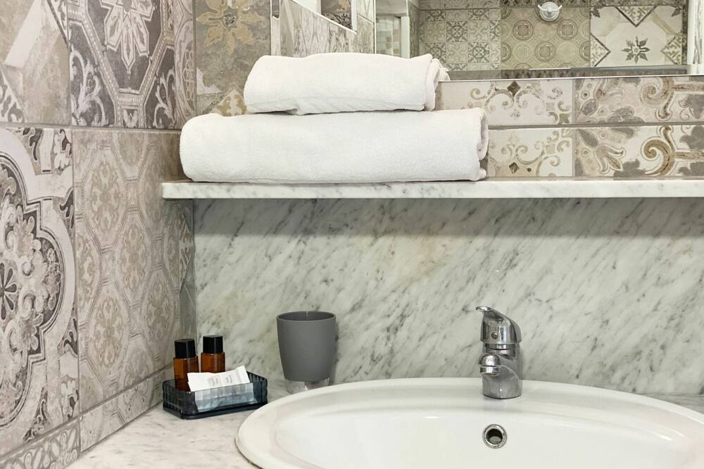 Photo of Bathroom in Mazzaro