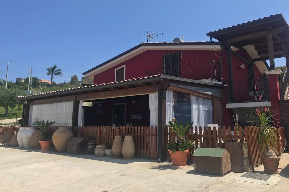 Photo of Outdoor in Partinico