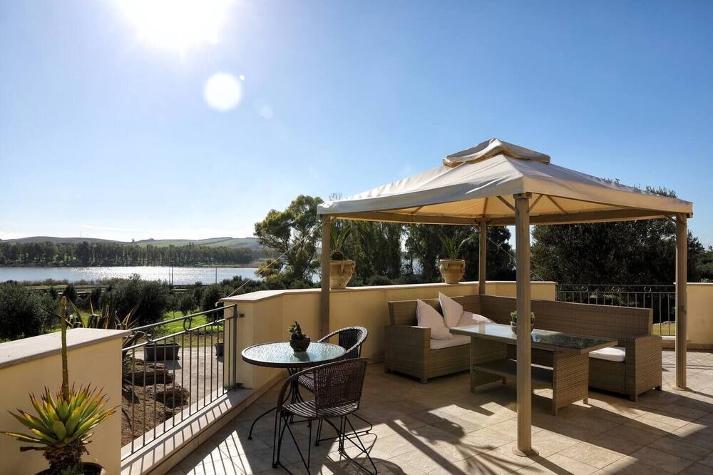 Photo of Patio Balcony in Paceco