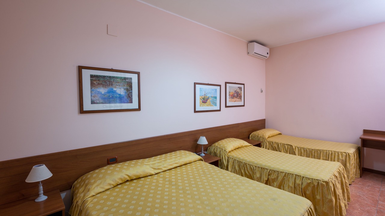 Photo of Bedroom in Motta Sant'Anastasia