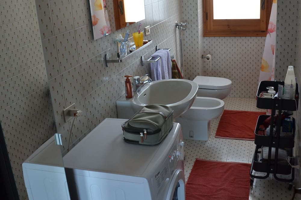 Photo of Bathroom in Granitola Torretta