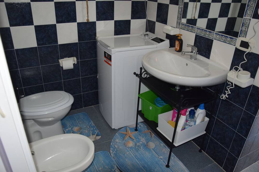 Photo of Bathroom in Sant'Andrea Apostolo dello Ionio