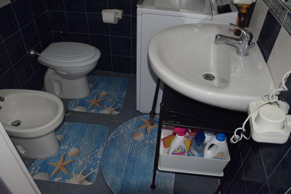 Photo of Bathroom in Sant'Andrea Apostolo dello Ionio