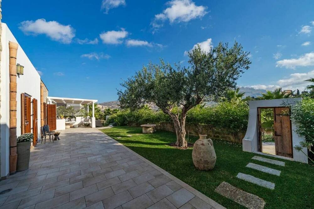 Photo of Outdoor in Buseto Palizzolo
