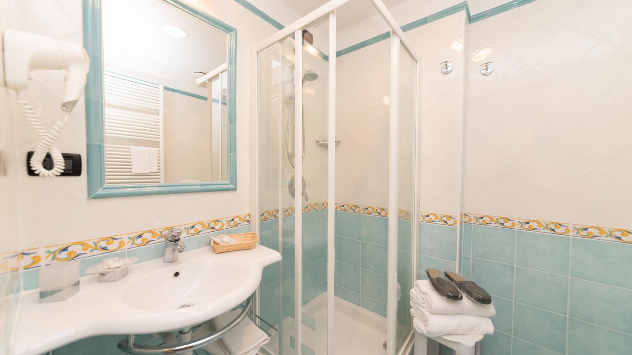 Photo of Bathroom in Panza