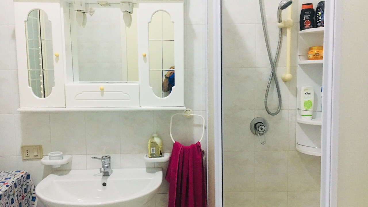 Photo of Bathroom in Floridia
