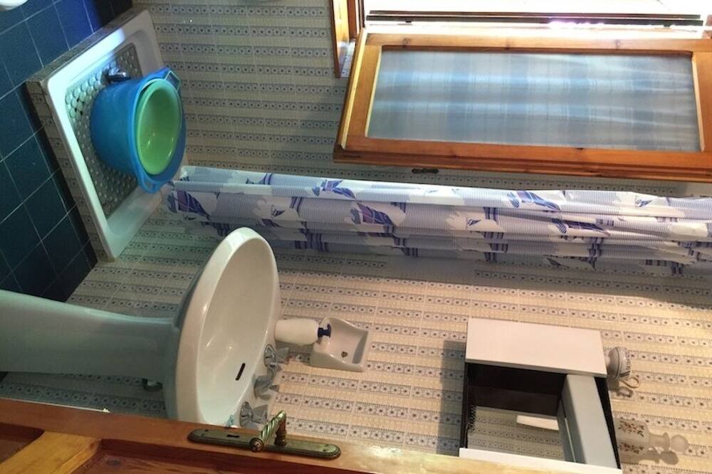 Photo of Bathroom in Gambarie