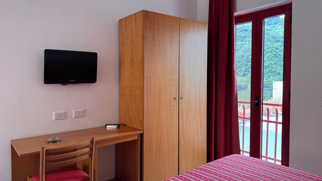 Photo of Bedroom in Terme Luigiane