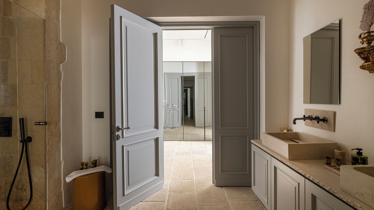 Photo of Bathroom in Noto Historic Centre