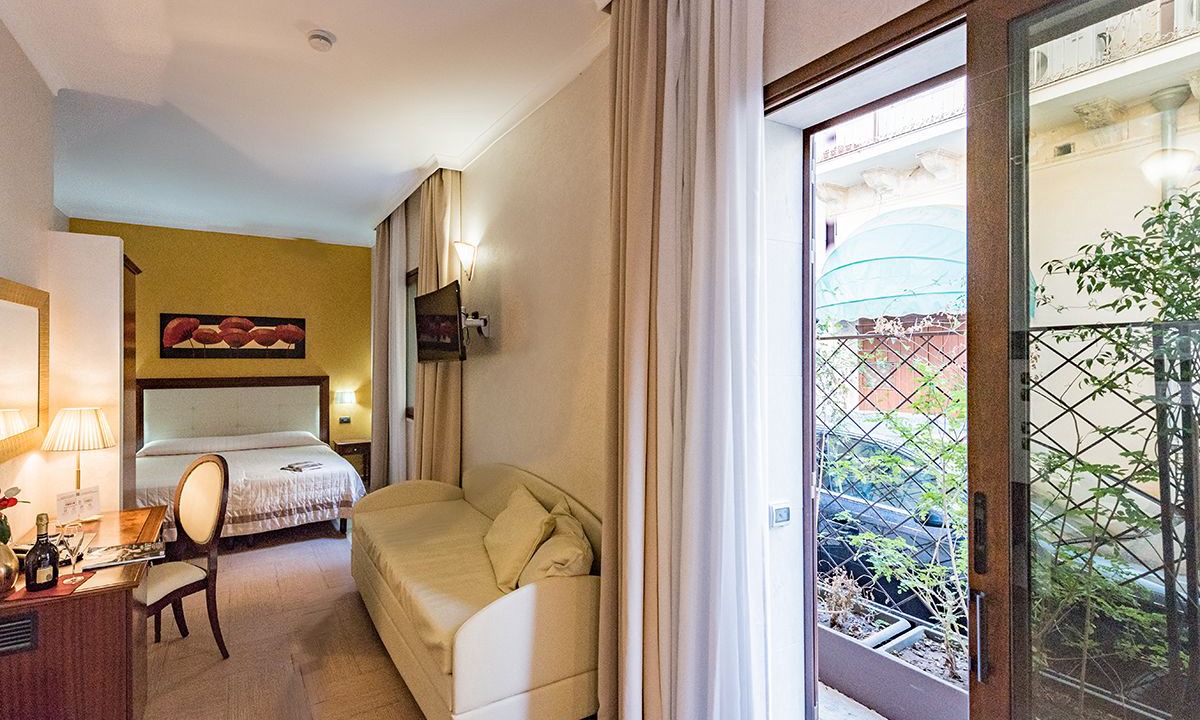 Photo of Bedroom in Noto Historic Centre