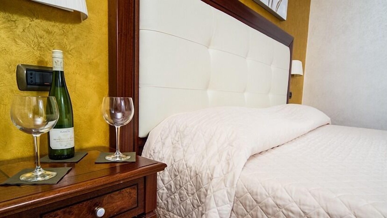 Photo of Bedroom in Noto Historic Centre