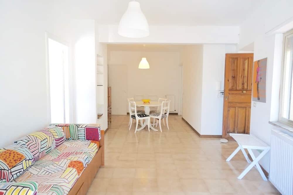 Photo of Livingroom in Torre Colonna-sperone
