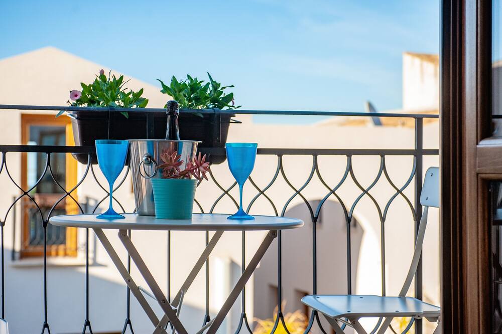 Photo of Patio Balcony in Scopello