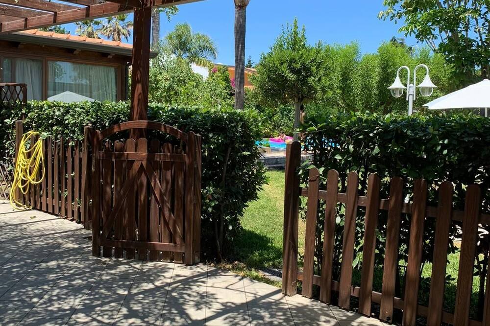 Photo of Outdoor in Patti