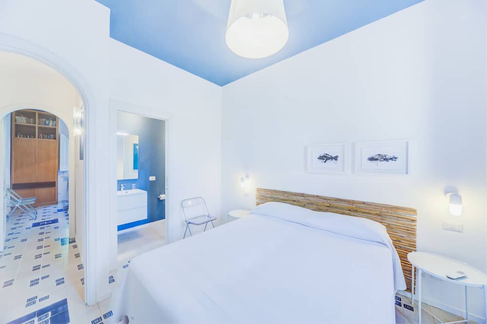 Photo of Bedroom in Costa Saracena-Castelluccio