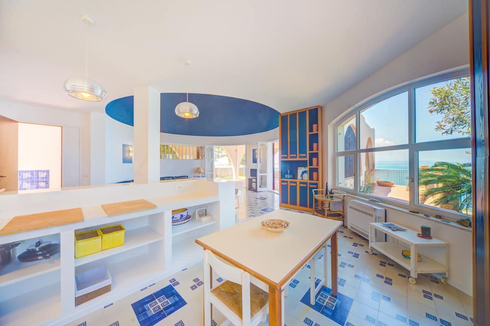 Photo of Bedroom in Costa Saracena-Castelluccio