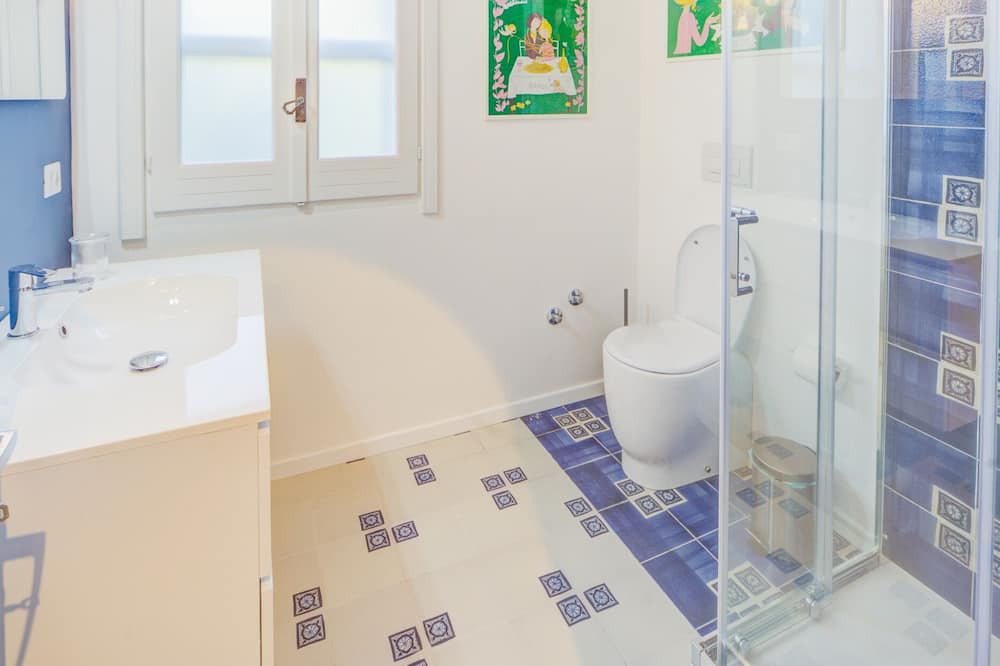 Photo of Bathroom in Costa Saracena-Castelluccio
