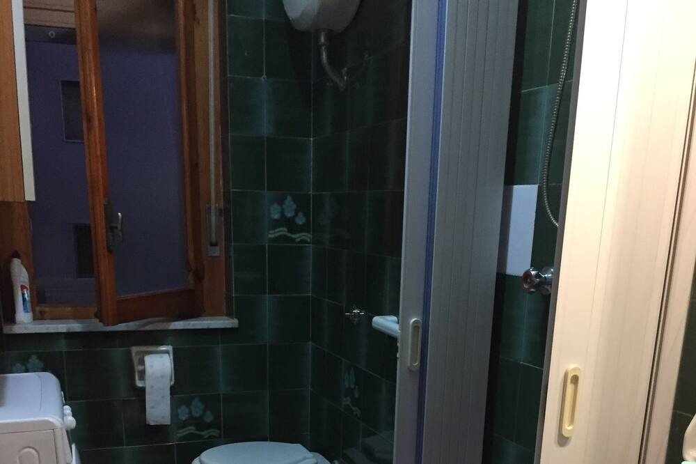 Photo of Bathroom in Scalea