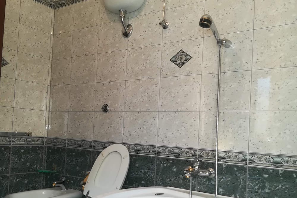 Photo of Bathroom in Castrofilippo