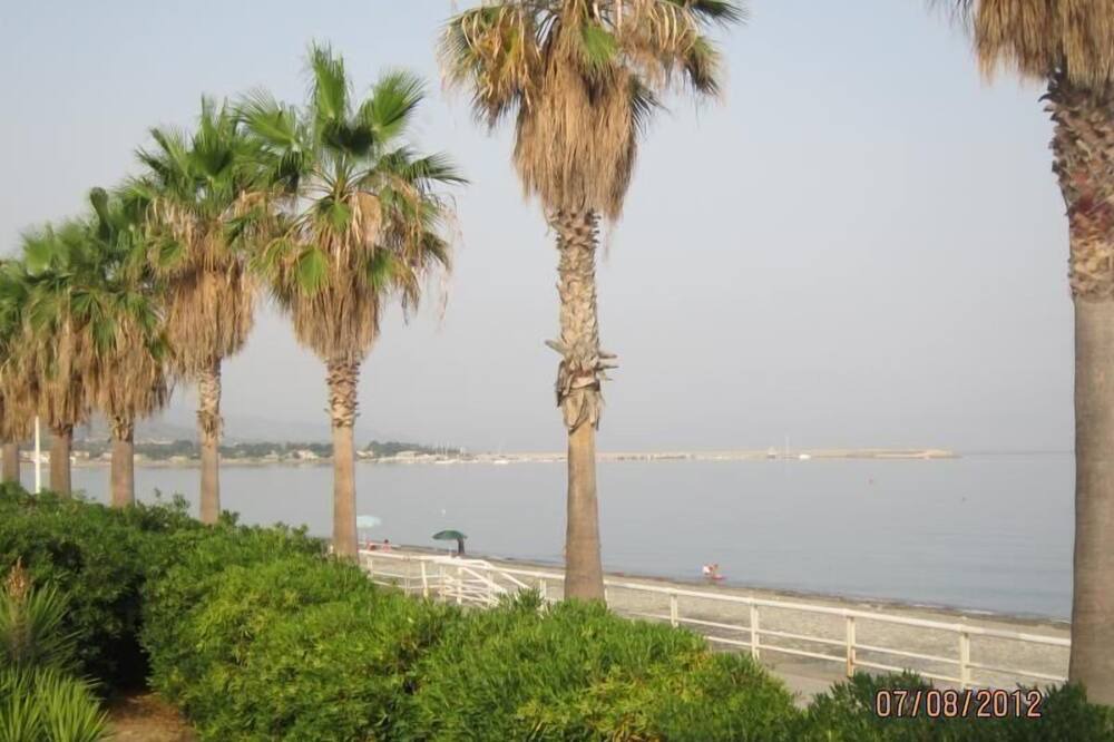 Photo of Others in Iria