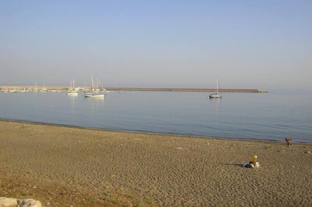 Photo of Outdoor in Iria