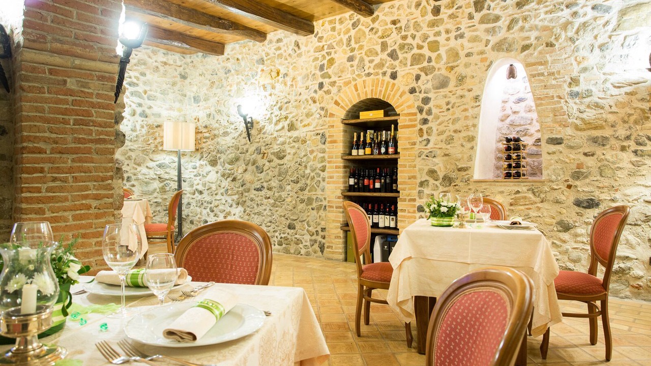 Photo of Bedroom in Altomonte