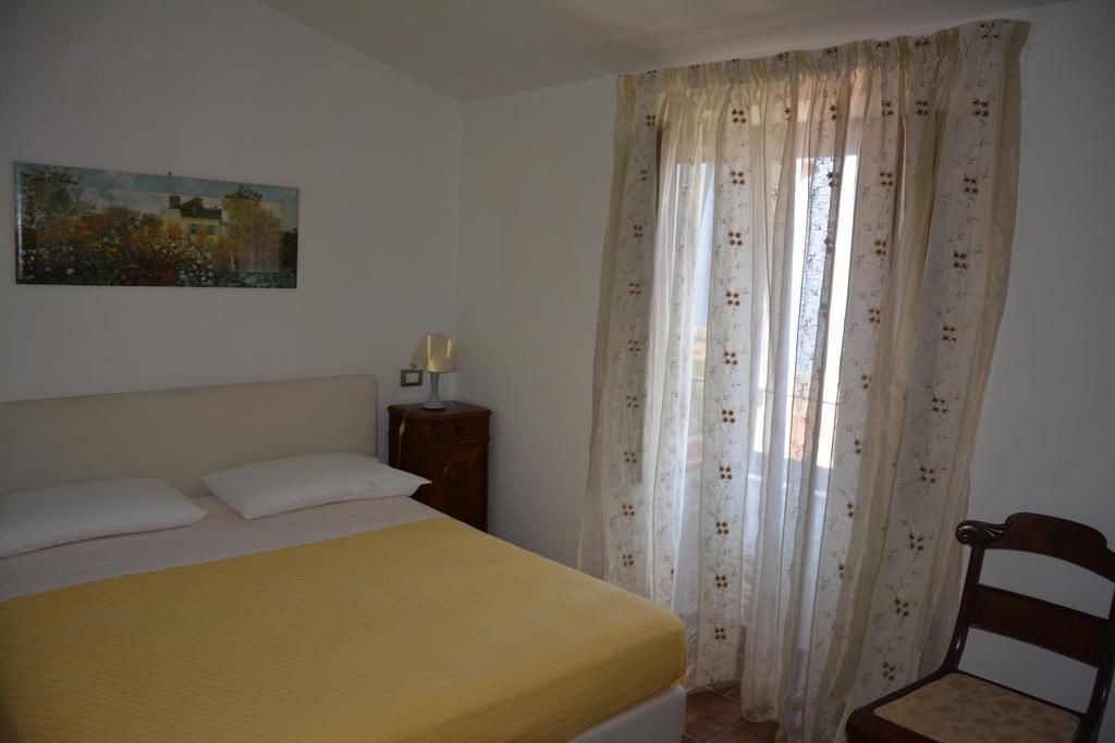 Photo of Bedroom in Paola