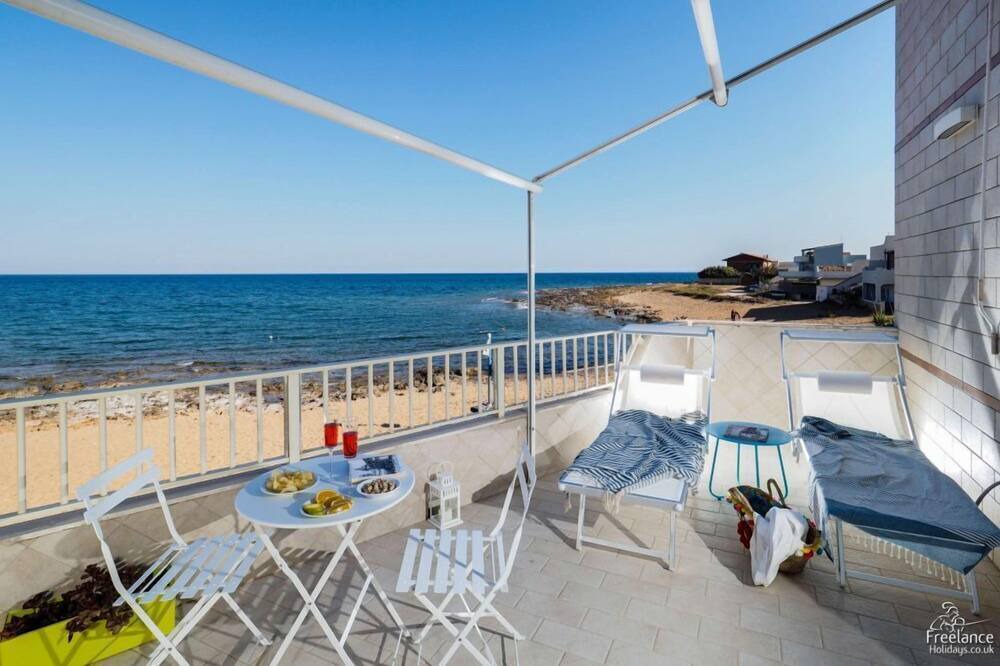 Photo of Patio Balcony in Calabernardo
