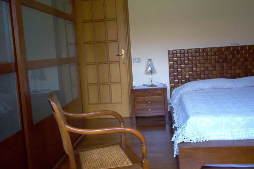 Photo of Bedroom in Padula