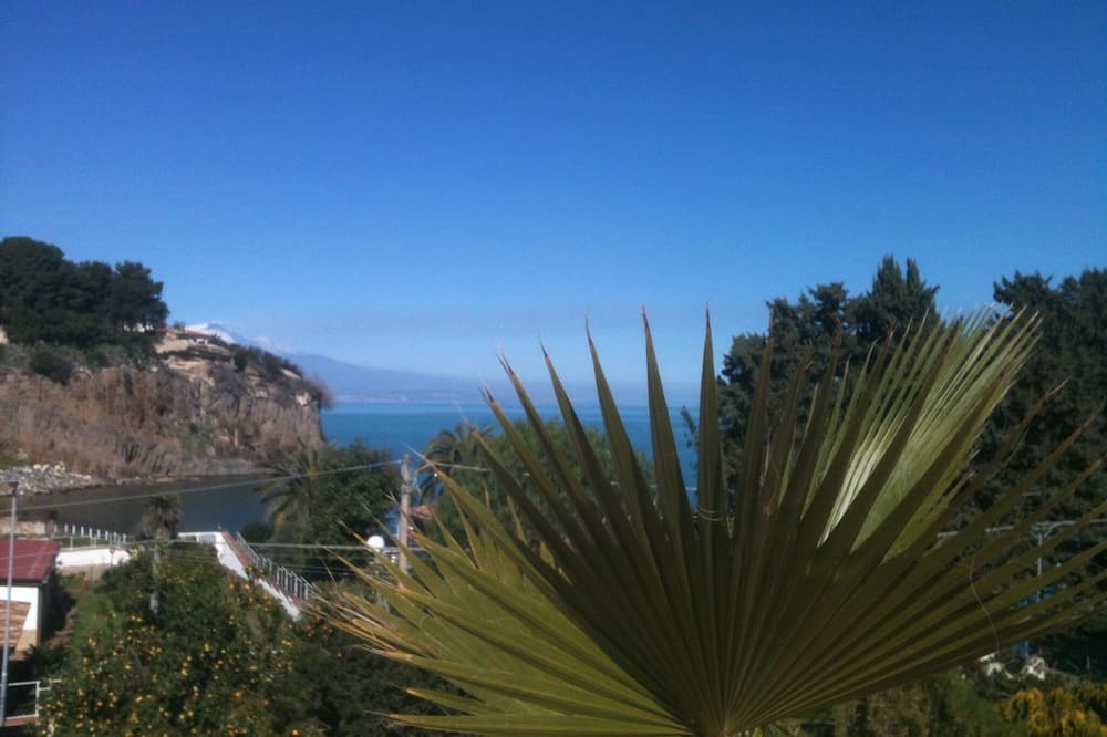 Photo of Outdoor in Costa Saracena-Castelluccio