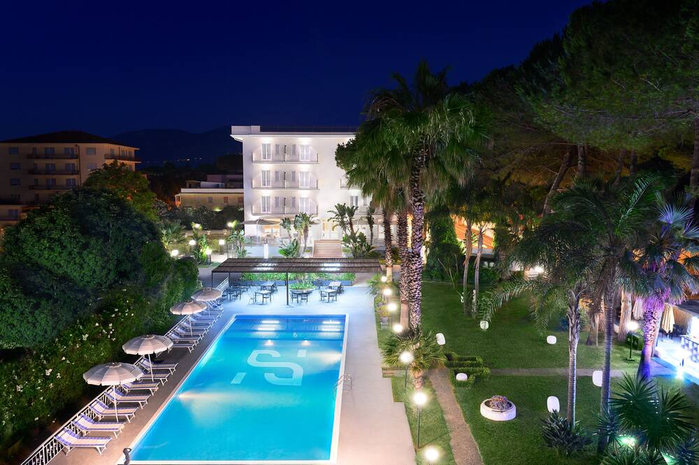 Photo of Outdoor in Paestum