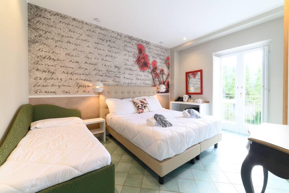 Photo of Bedroom in Paestum