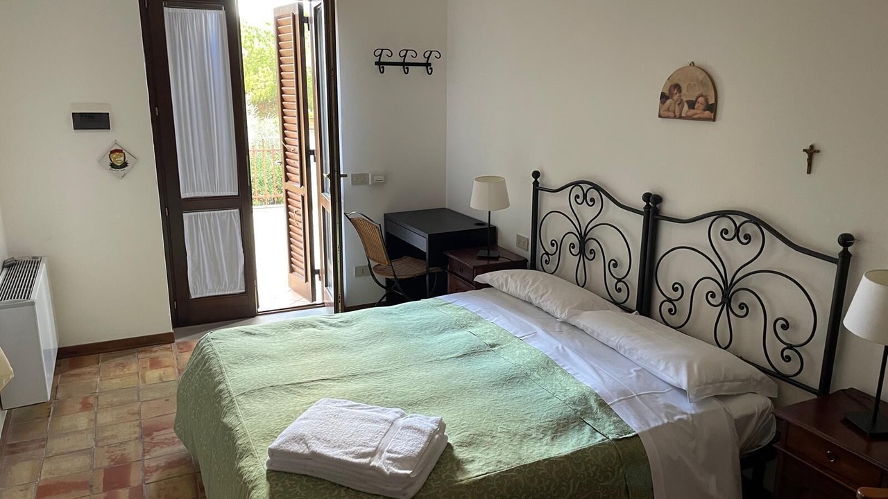 Photo of Bedroom in Sant'Agata di Militello