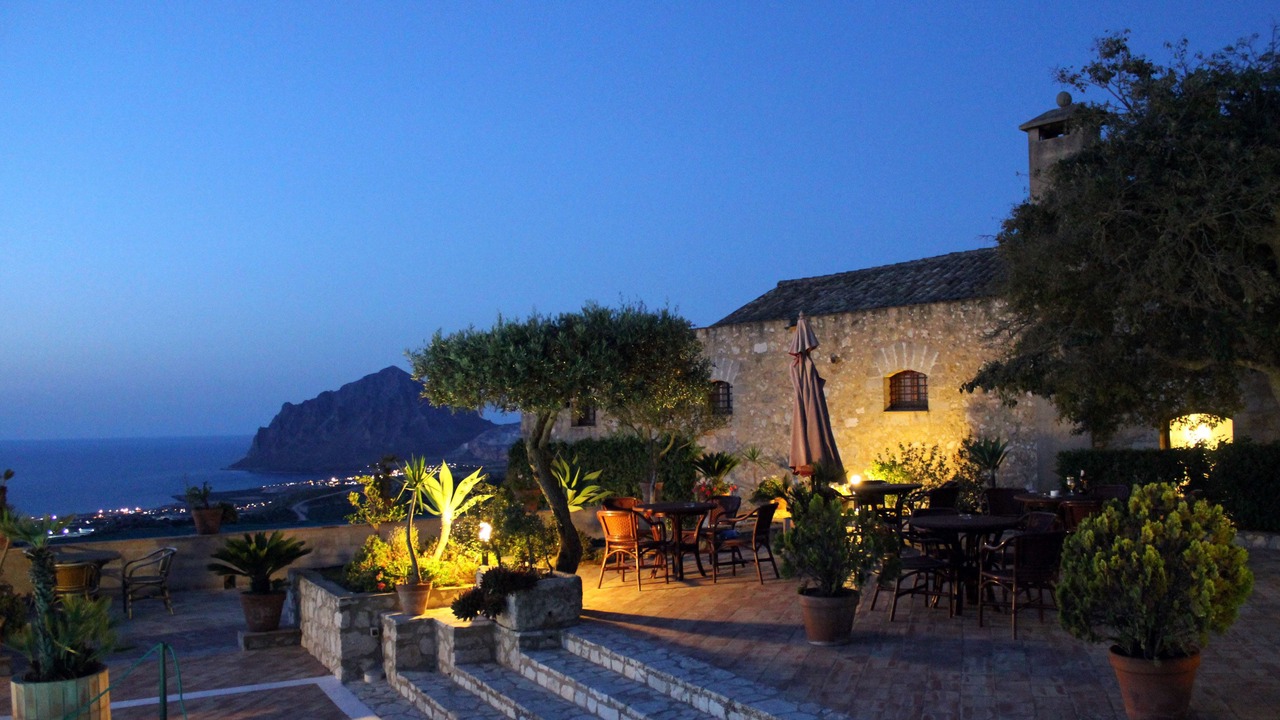 Photo of Outdoor in Paparella