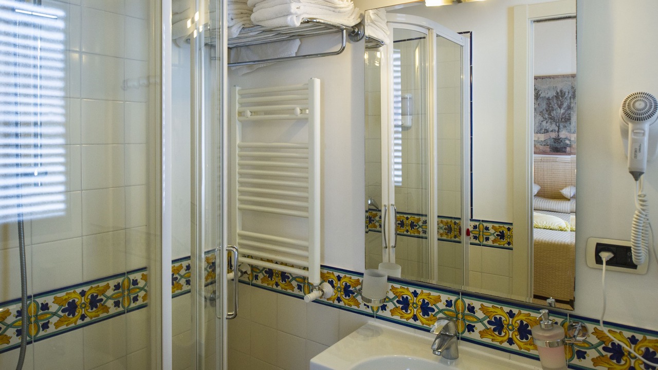 Photo of Bathroom in Pogerola