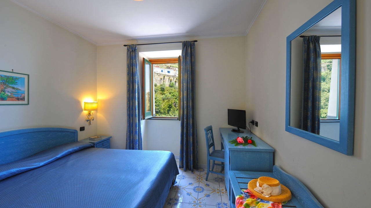 Photo of Bedroom in Pogerola