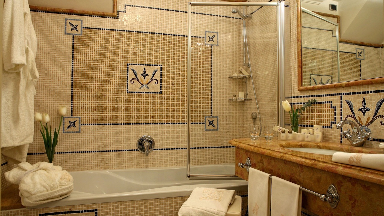 Photo of Bathroom in Old Town